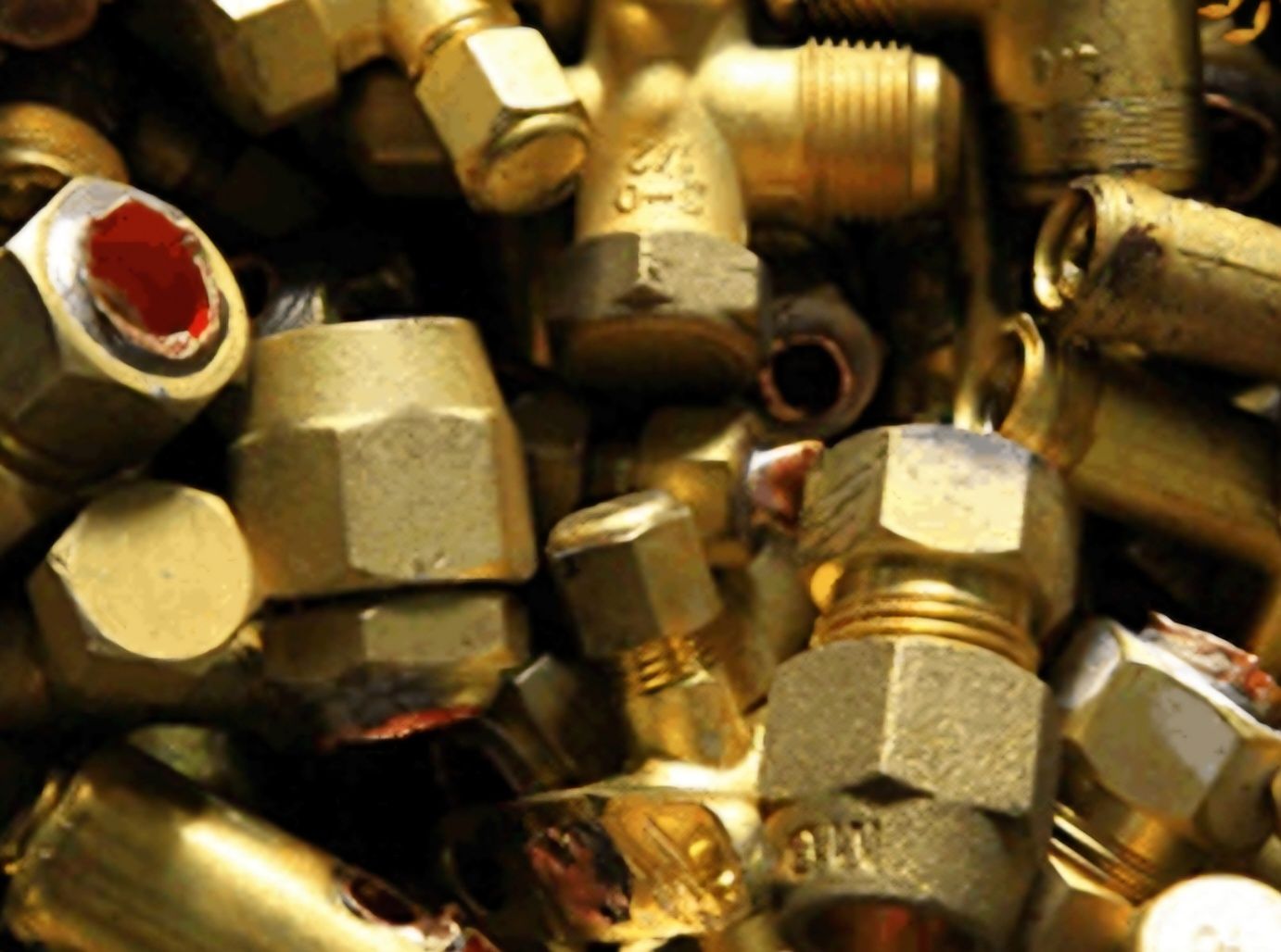 Recolho sucata e limpo garagem ou casa e trabalhos em pladur!