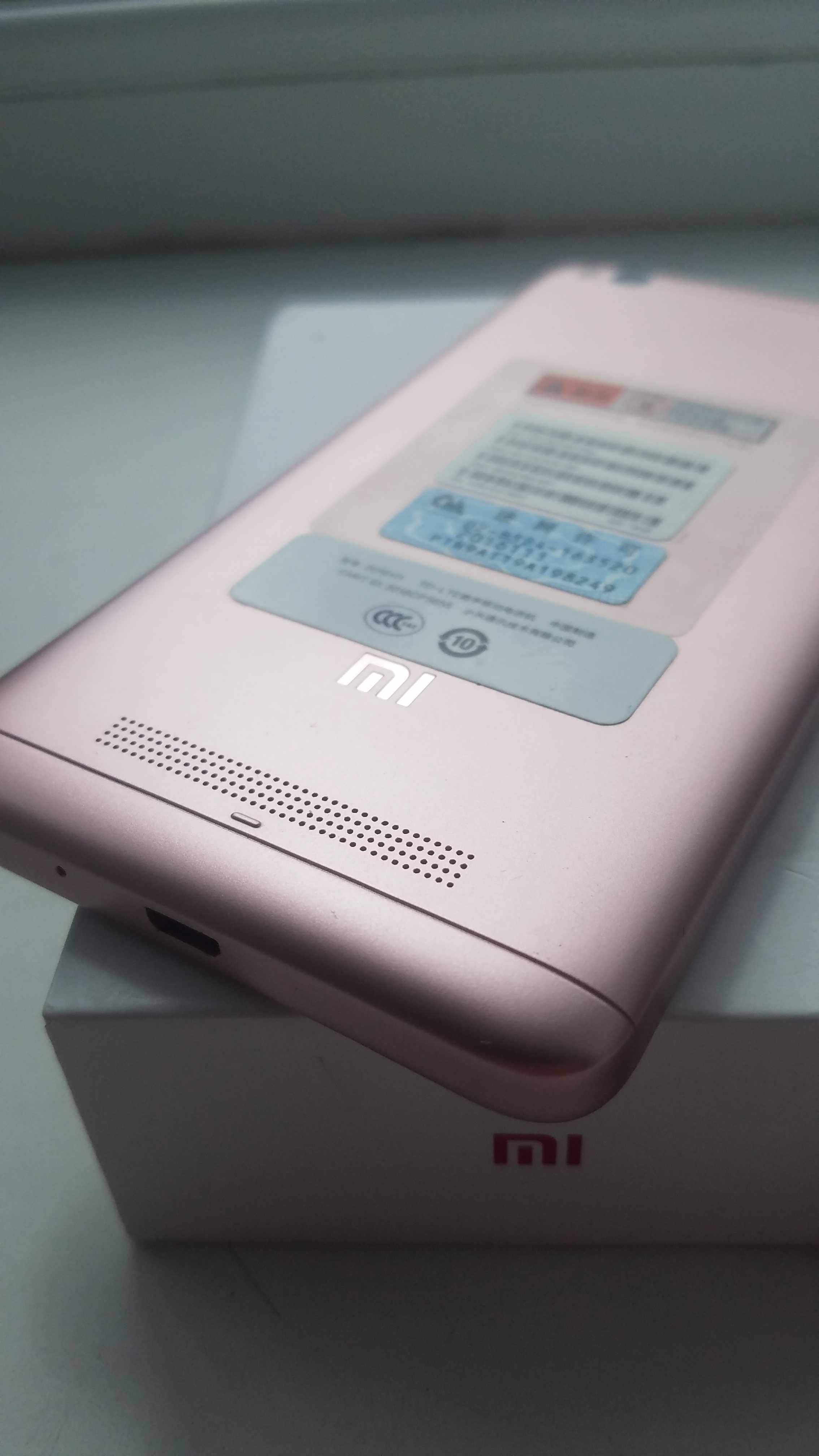 Продам смартфон Redmi 4A. Нова капсула часу.