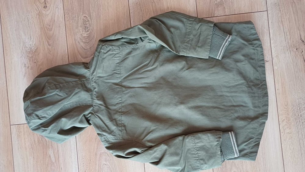 Kurtka dziewczęca 110