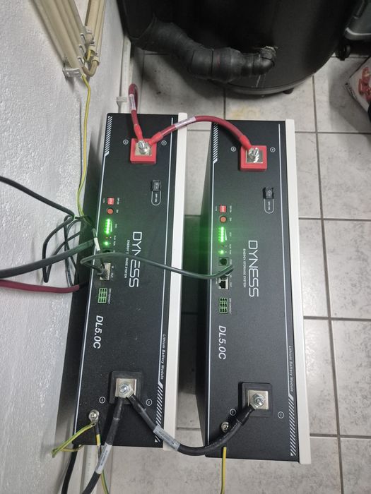 2 Baterias Dyness 5kW (5,12kWh) – LiFePO4 – Usadas