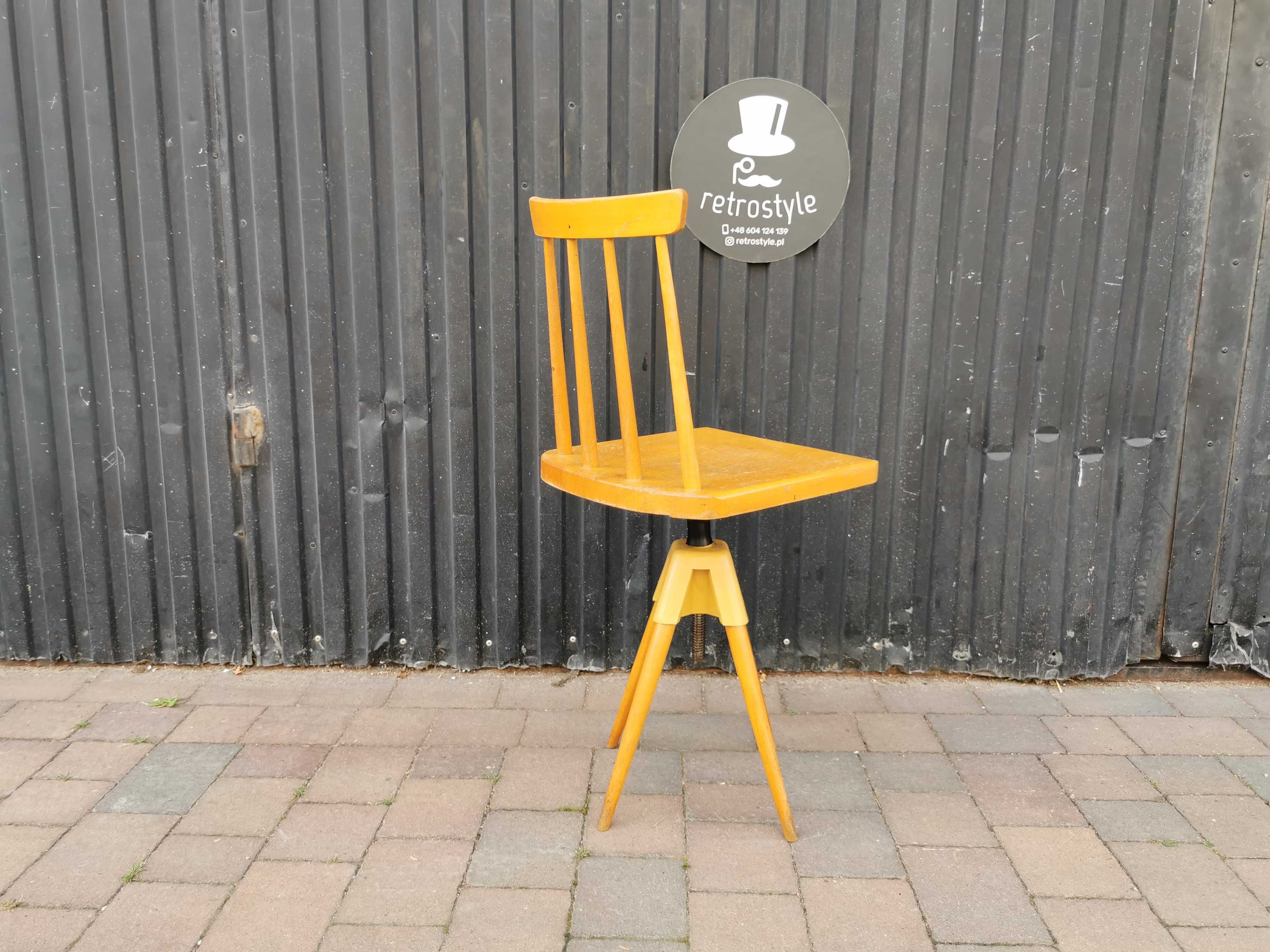 Designerskie krzesło obrotowe, regulowane, Czechosłowacja '60, PRL