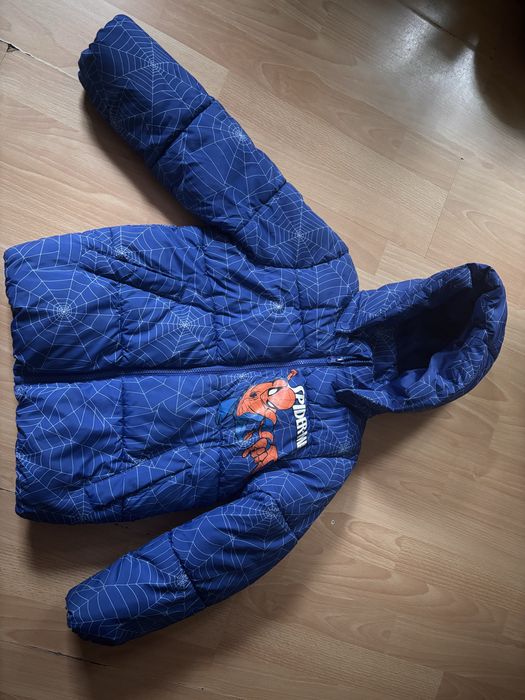 Kurtka zimowa rozmiar 122/128