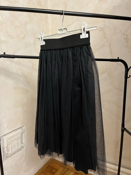 Юбка дуже гарно сидить фатин чорна