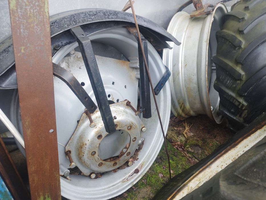 case  Massey John Deere felga r36