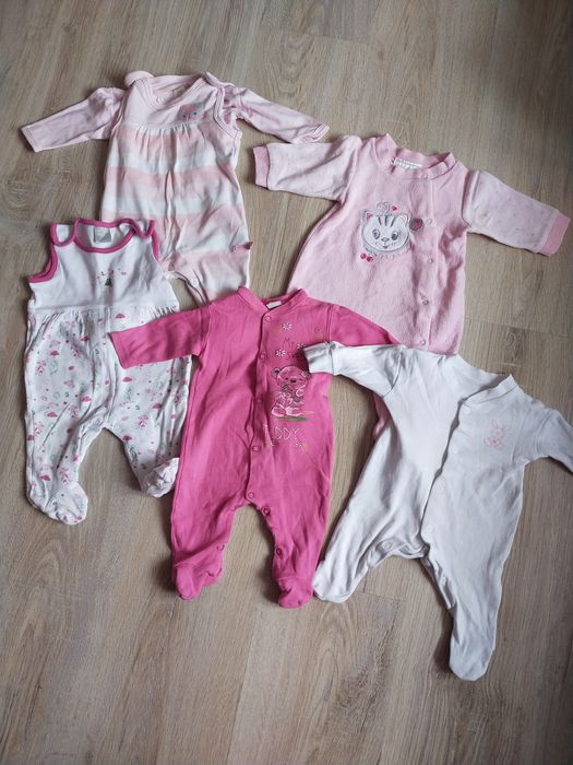 Paka ubranek dla dziewczynki 56,62,68,74,80,86,92,98