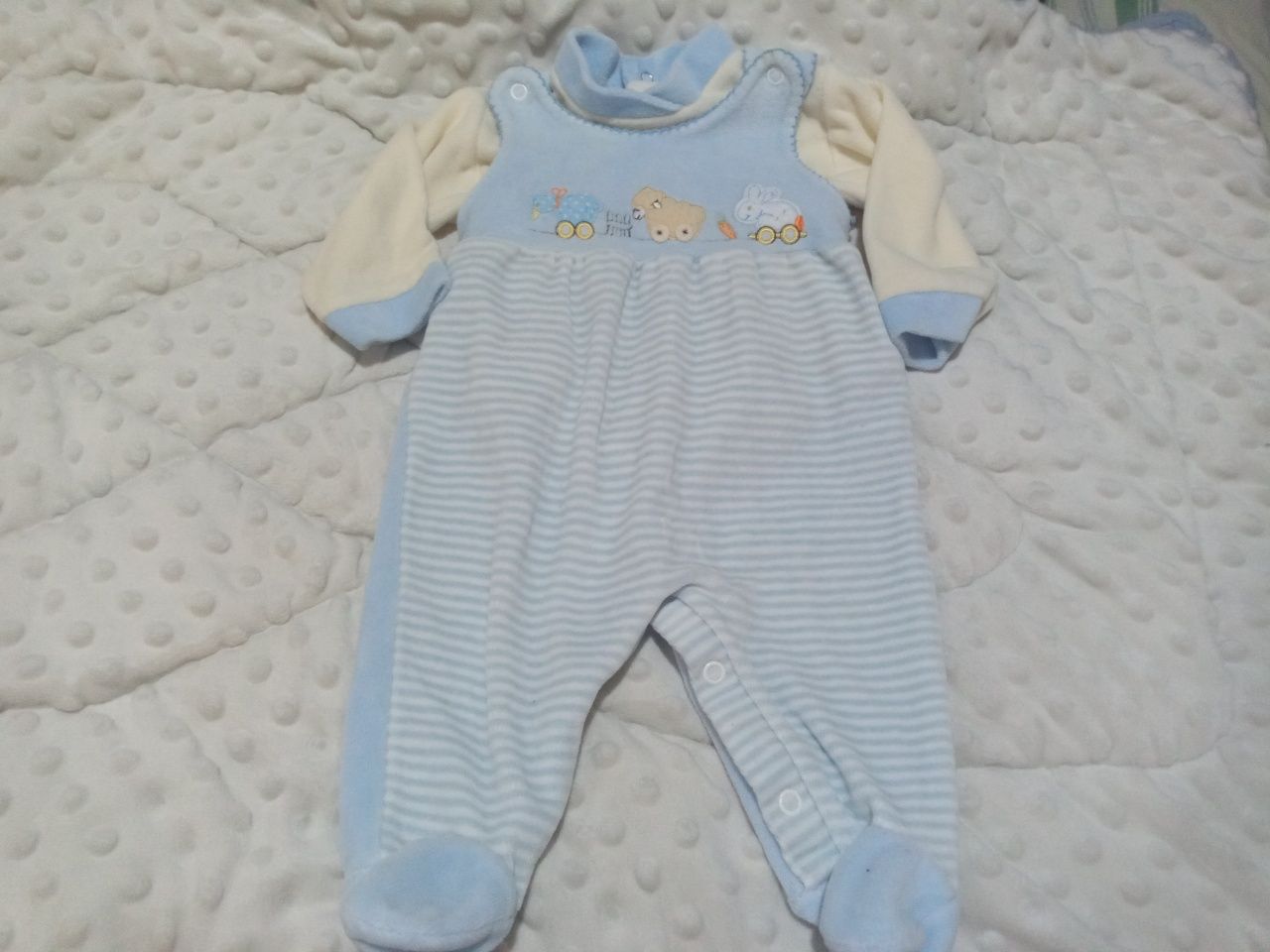 Conjuntos e fatinhos de bebe 0-3 meses