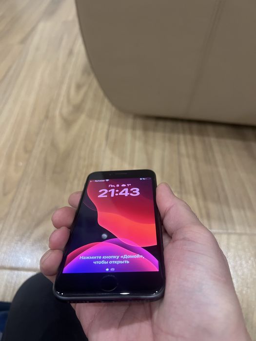 Iphone 8, ідеальний стан, все працює