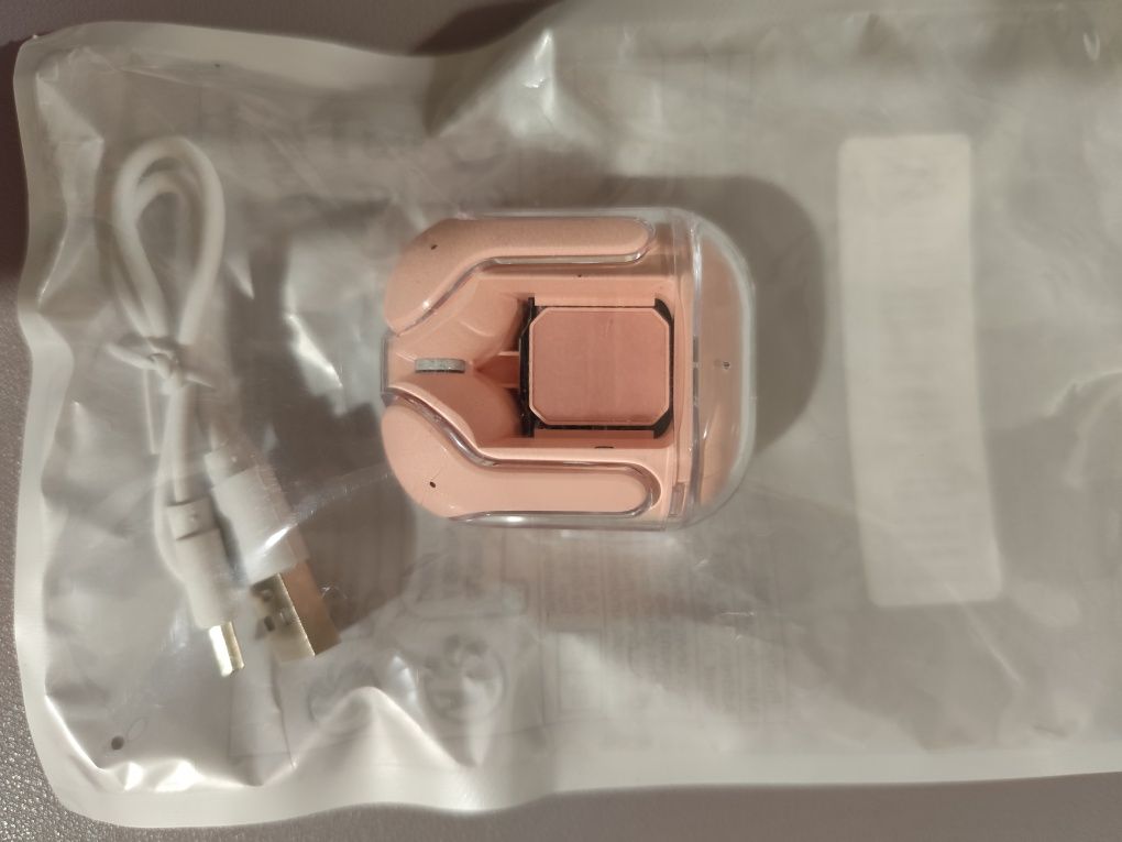 Fones sem fios cor de rosa