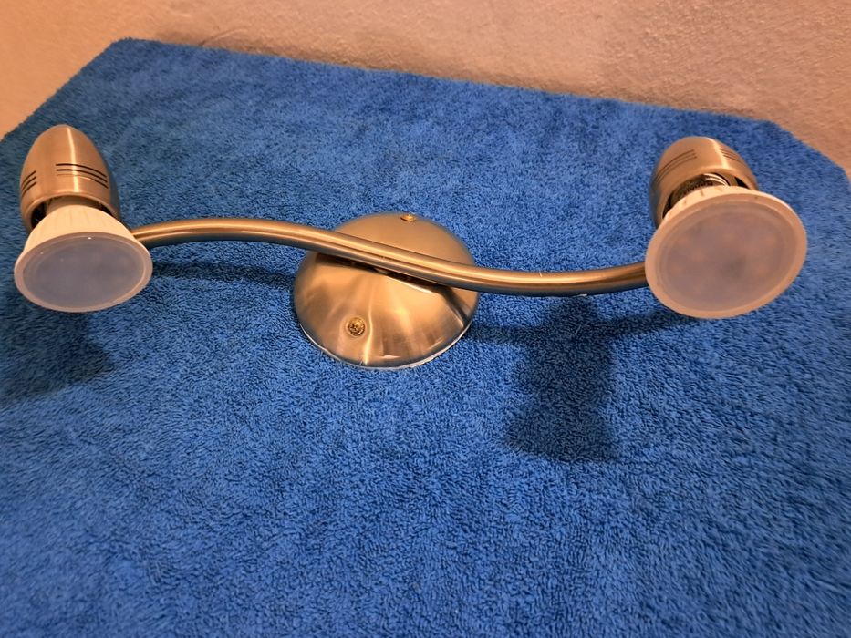 Reflektorki sufitowe, ścienne. Podwójne. Lampa sufitowa. Srebrne.