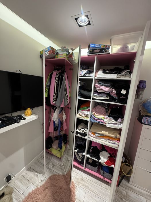 Szafa z lustrem bialy polysk i róż 150 cm