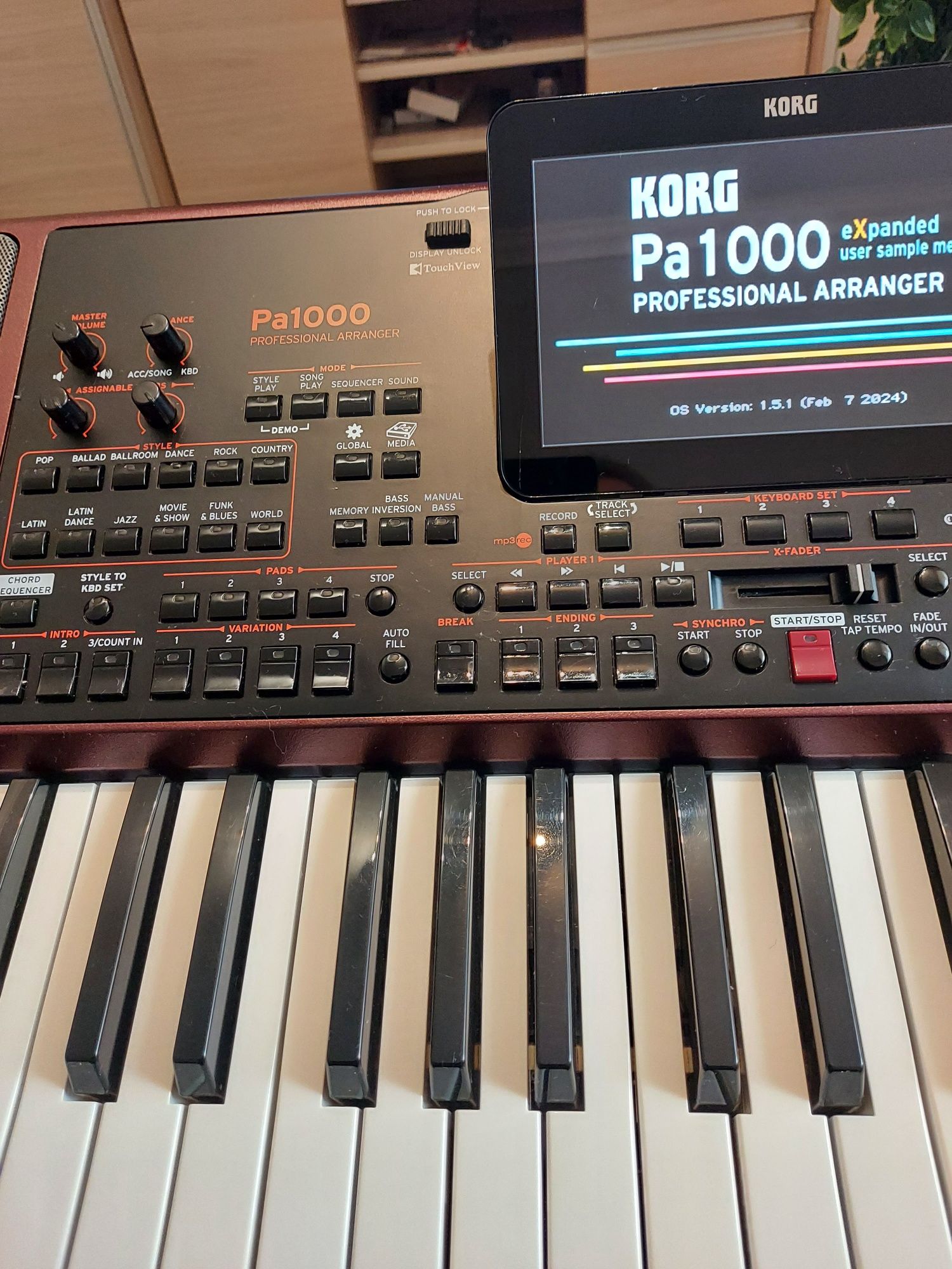Korg pa  1000 stan dobry