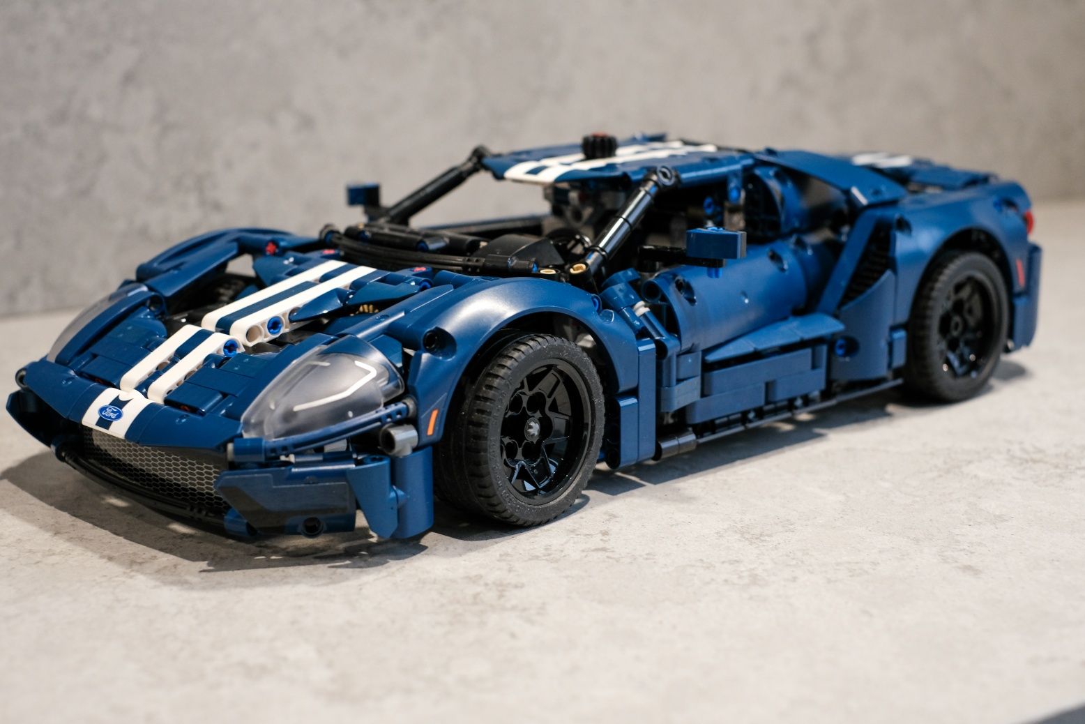 LEGO Technic 42154 Ford GT