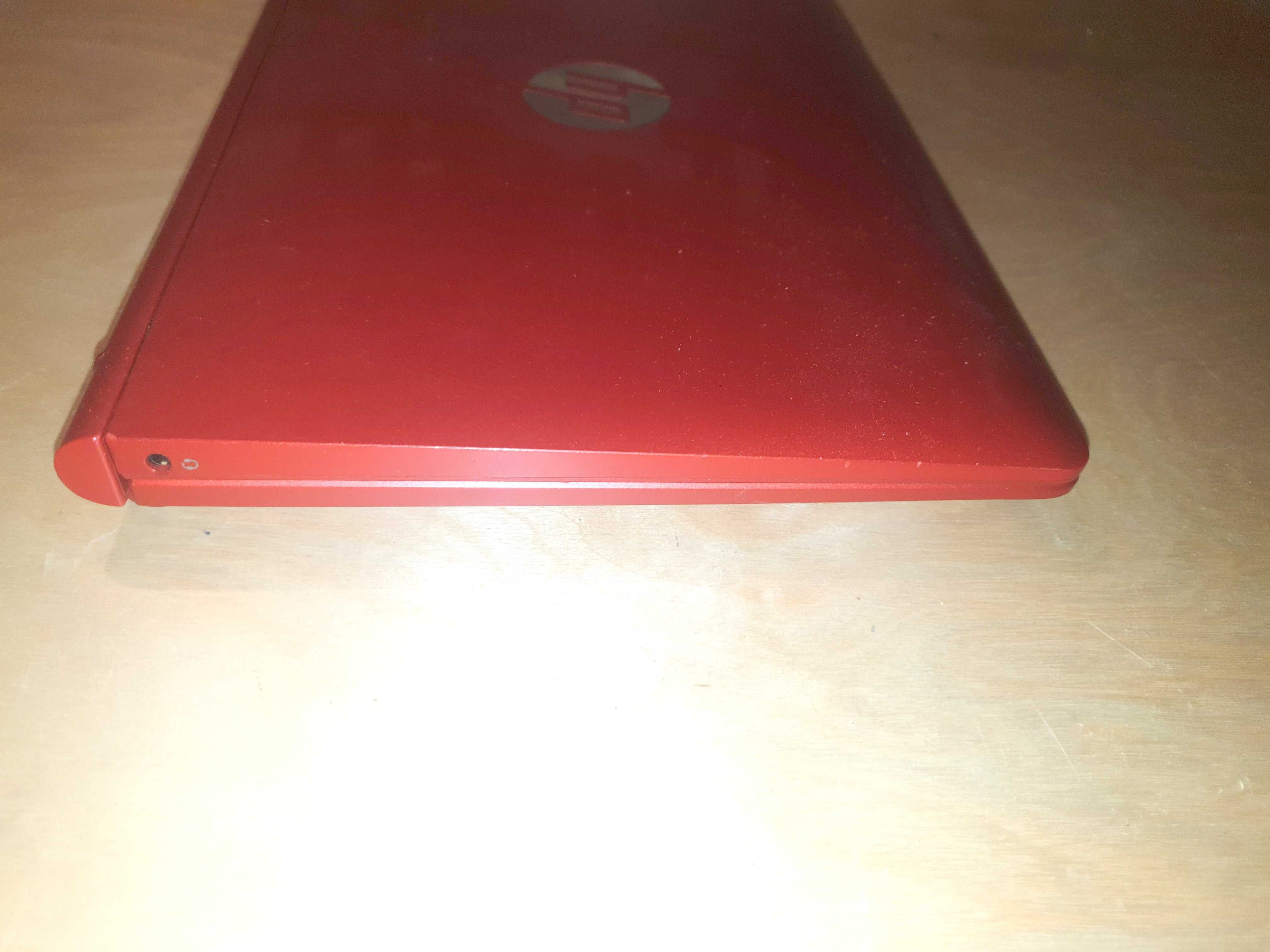 Hp Pavilion x2 Detachable      Laptop -Tablet 2w1.