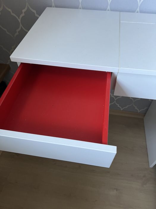 brimnes toaletka ikea