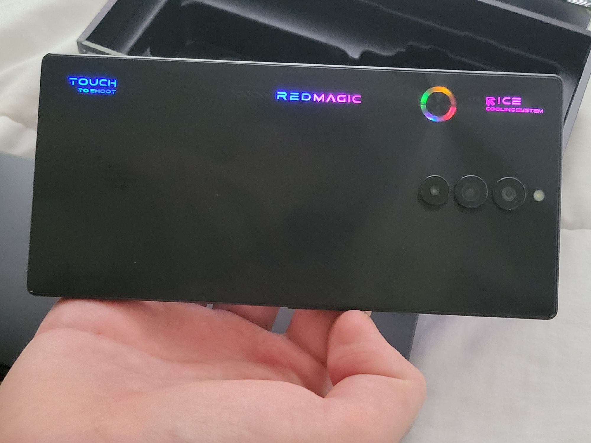 Redmagic 8S Pro 12GB + 256GB - Smartphone Gaming com ventoinha