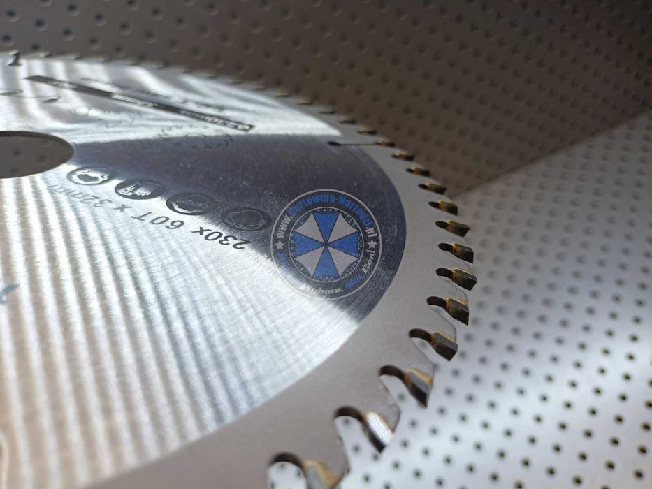 Tarcza z widią do drewna 230mm 60T tarcza do drewna 230mm 60 zębów