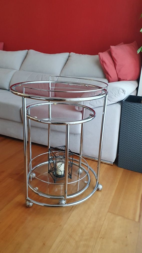 Conjunto 2 mesas de apoio em vidro e inox