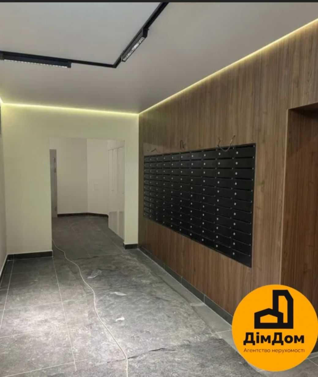 Продається 1 кімн. квартира, ЖК Патріотіка,  Осокорки.