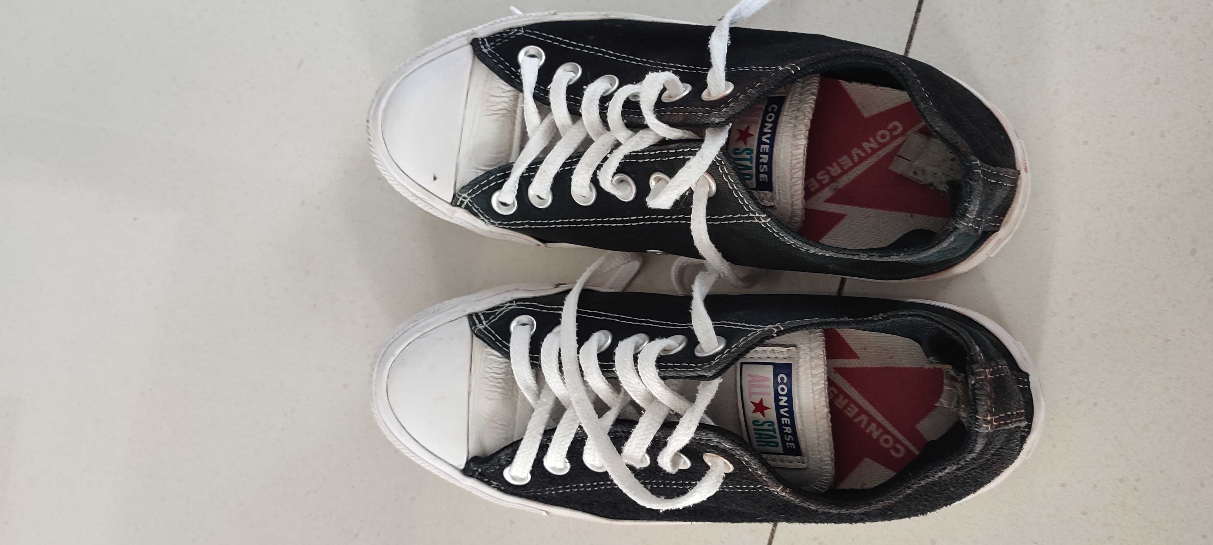Converse czarno białe
