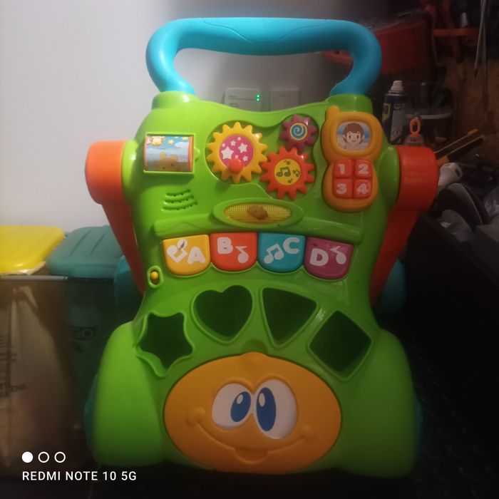 Oddam zabawkę pchacz