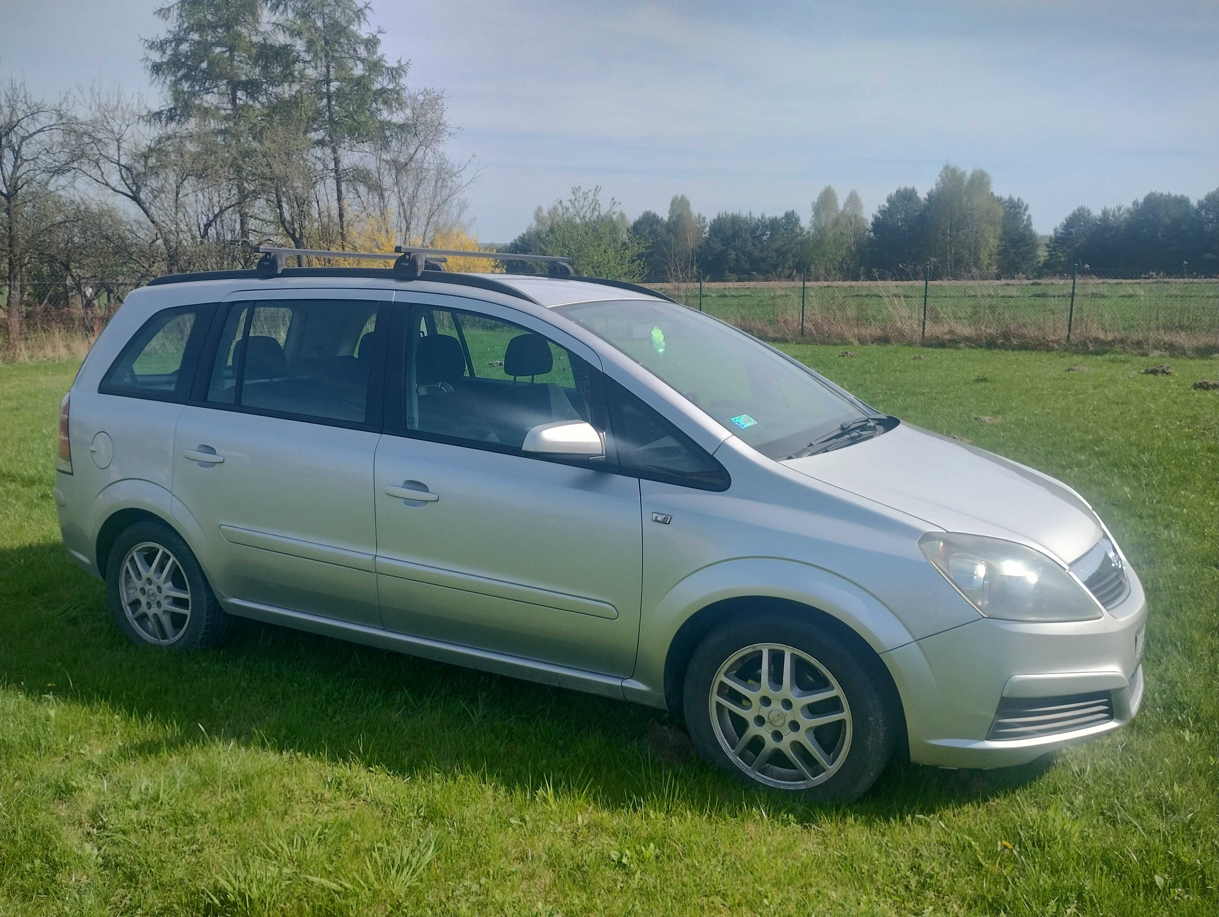 Opel Zafira 7-mio osobowy NISKI PRZEBIEG