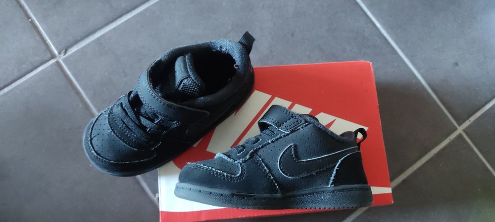 Sapatilhas Nike menino tamanho 23.5