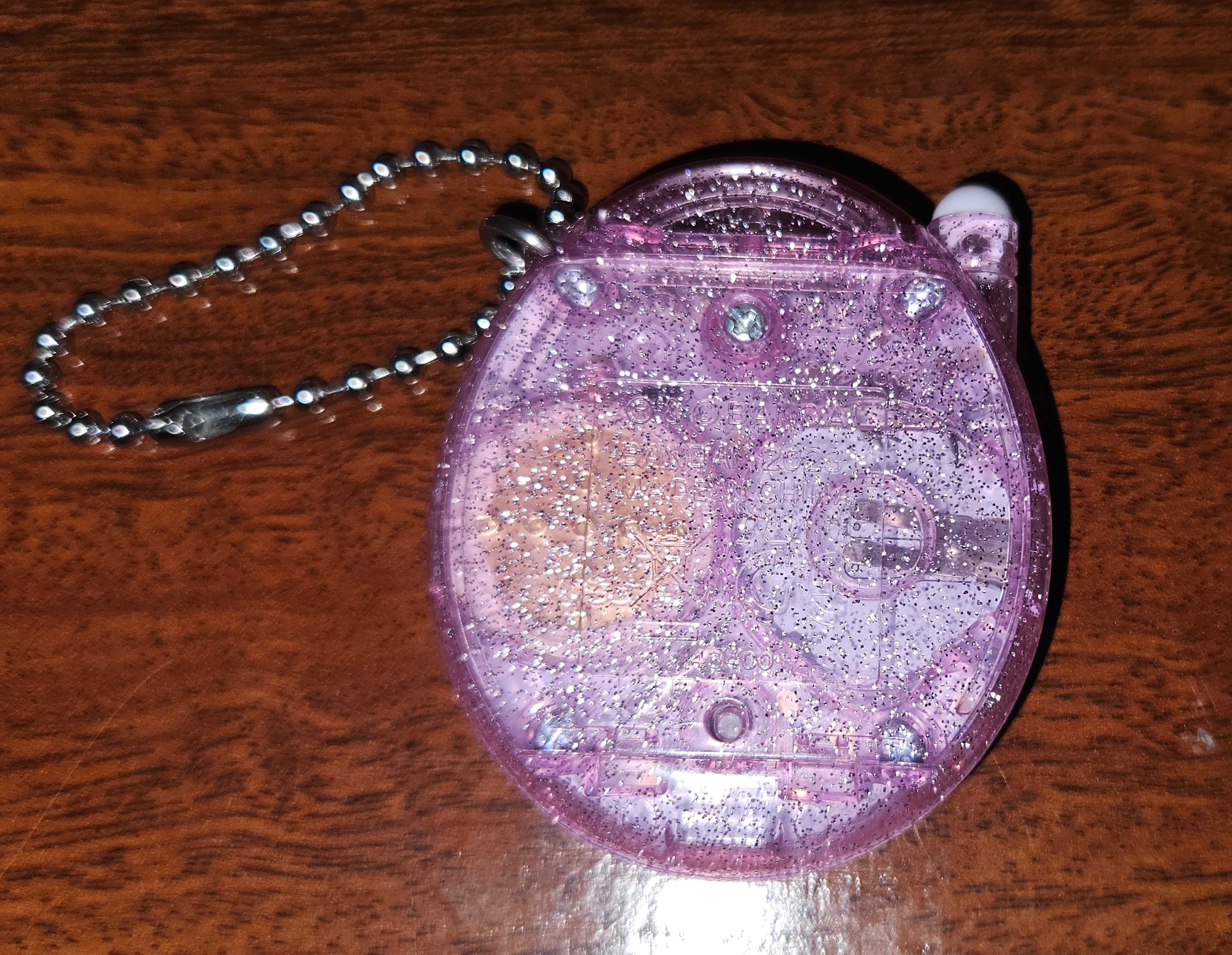 Tamagotchi Connection V3 - Rosa (Como novo)