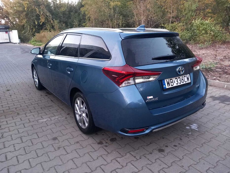Auris kombi 1.8 hybrid panorama serwis ASO oryginalny przebieg