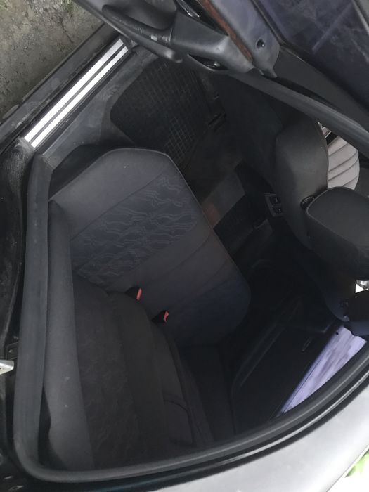 Продаю Мерседес Е200