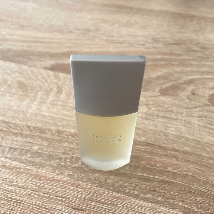 L'eau d'Issey Pour Homme miniaturka kolekcjonerska - 7 ml edt