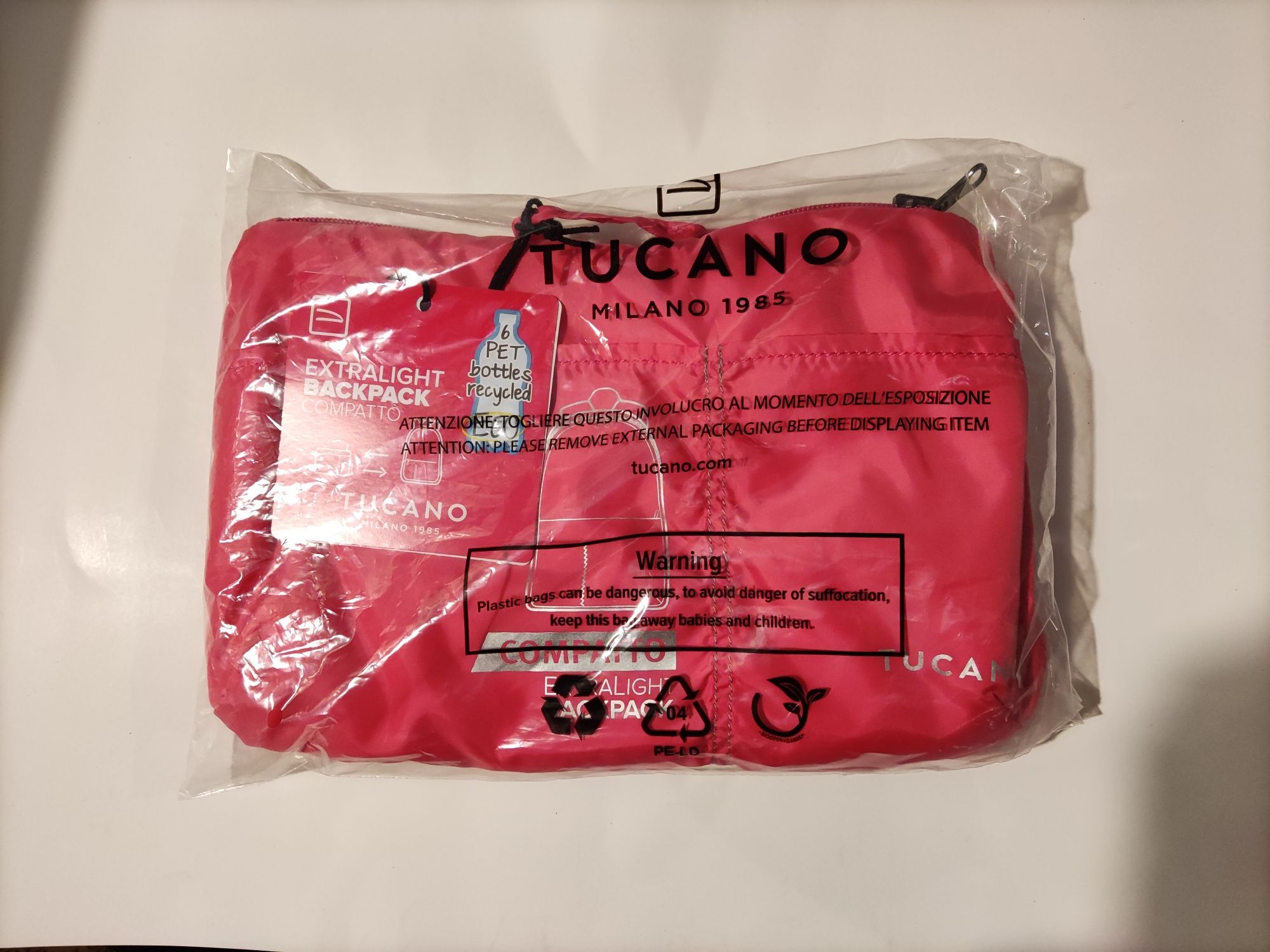 Mochila expansível Tucano Compatto Eco Backpack rosa forte