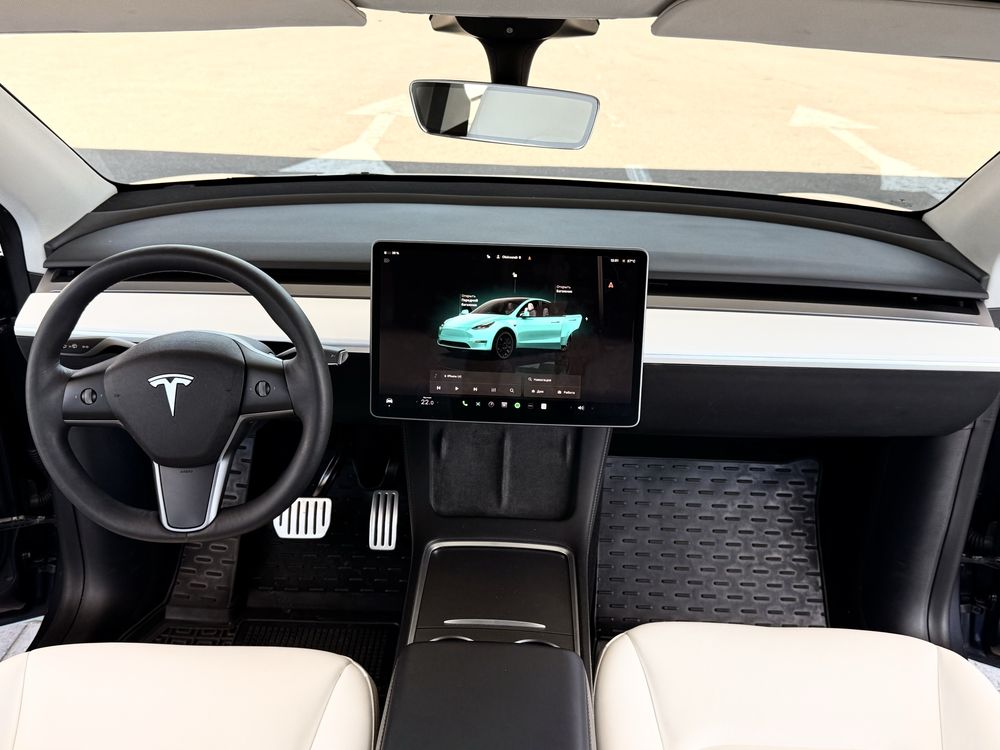 Продам Tesla Y Performance