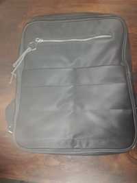 Vendo mochila PC Parfois