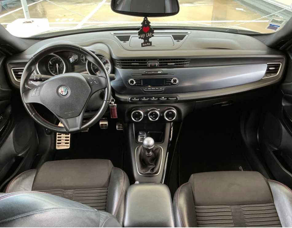 Alfa Romeo  Giulietta 1.6  , impecavel