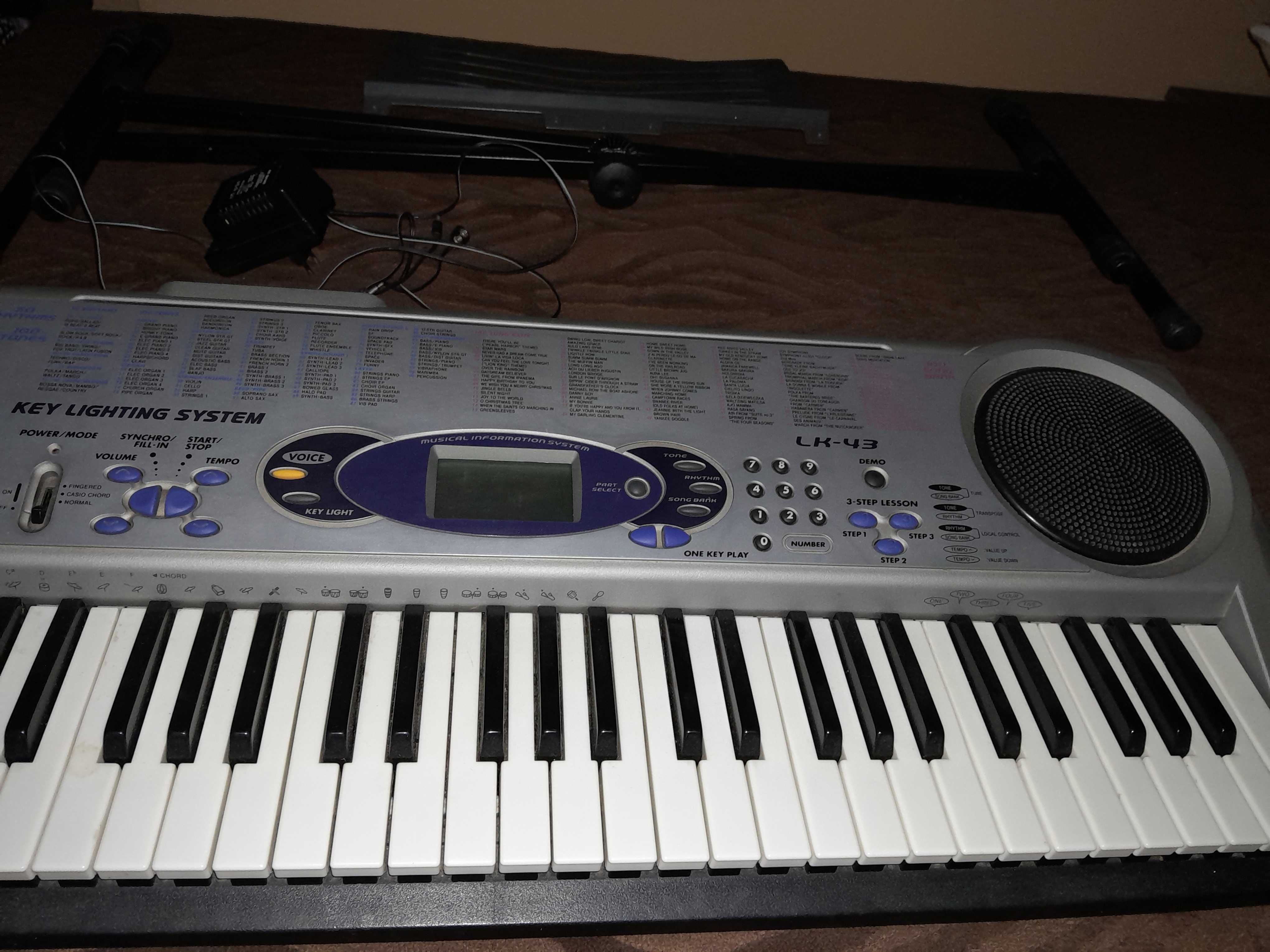 Sprzedam keyboard Casio LK -43, używany, z akcesoriami