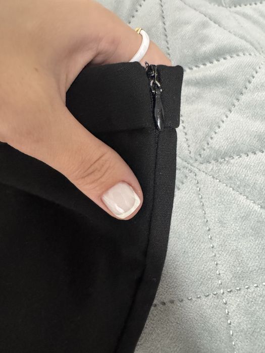 Продам брюки zara жіночі