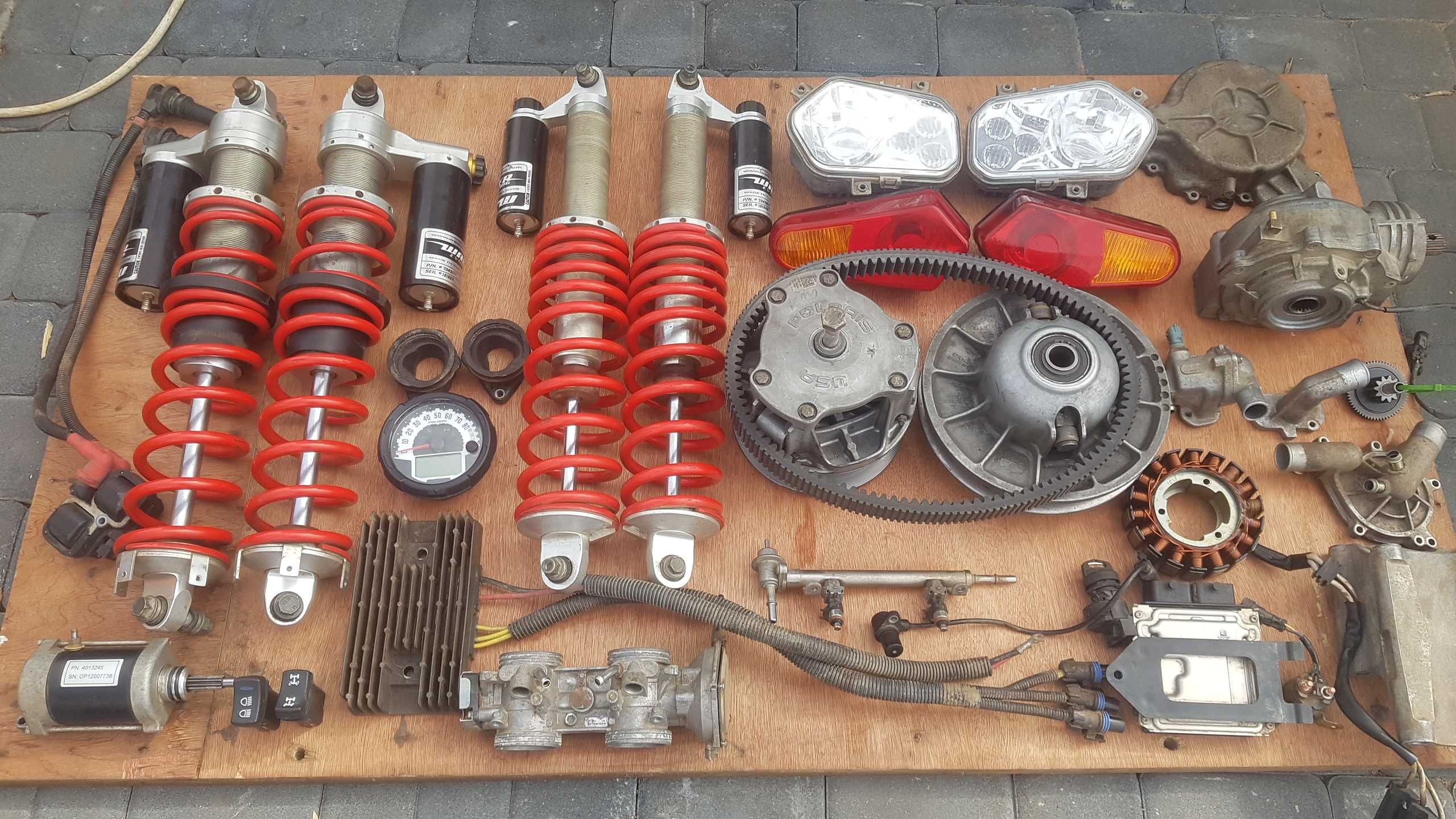 polaris rzr 900 renger wariator amortyzatory dyfer stator modul lampa