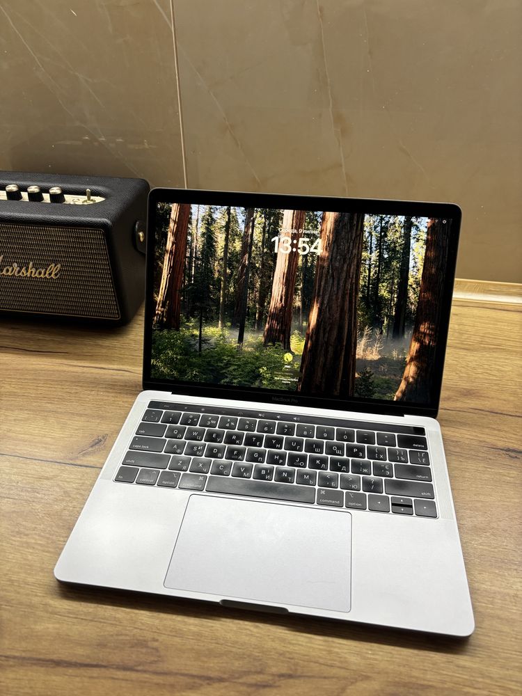 MacBook Pro 13” 2019 — стиль та швидкість за доступною ціною