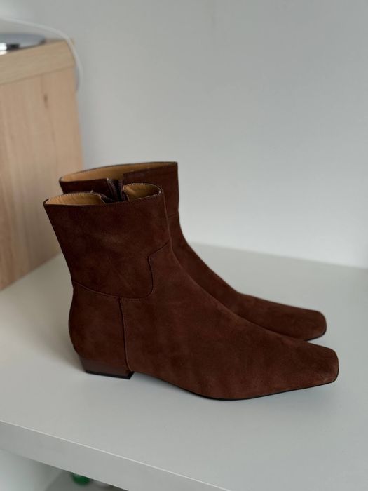 Нові замшеві ботінки , сапоги , чоботи , черевики