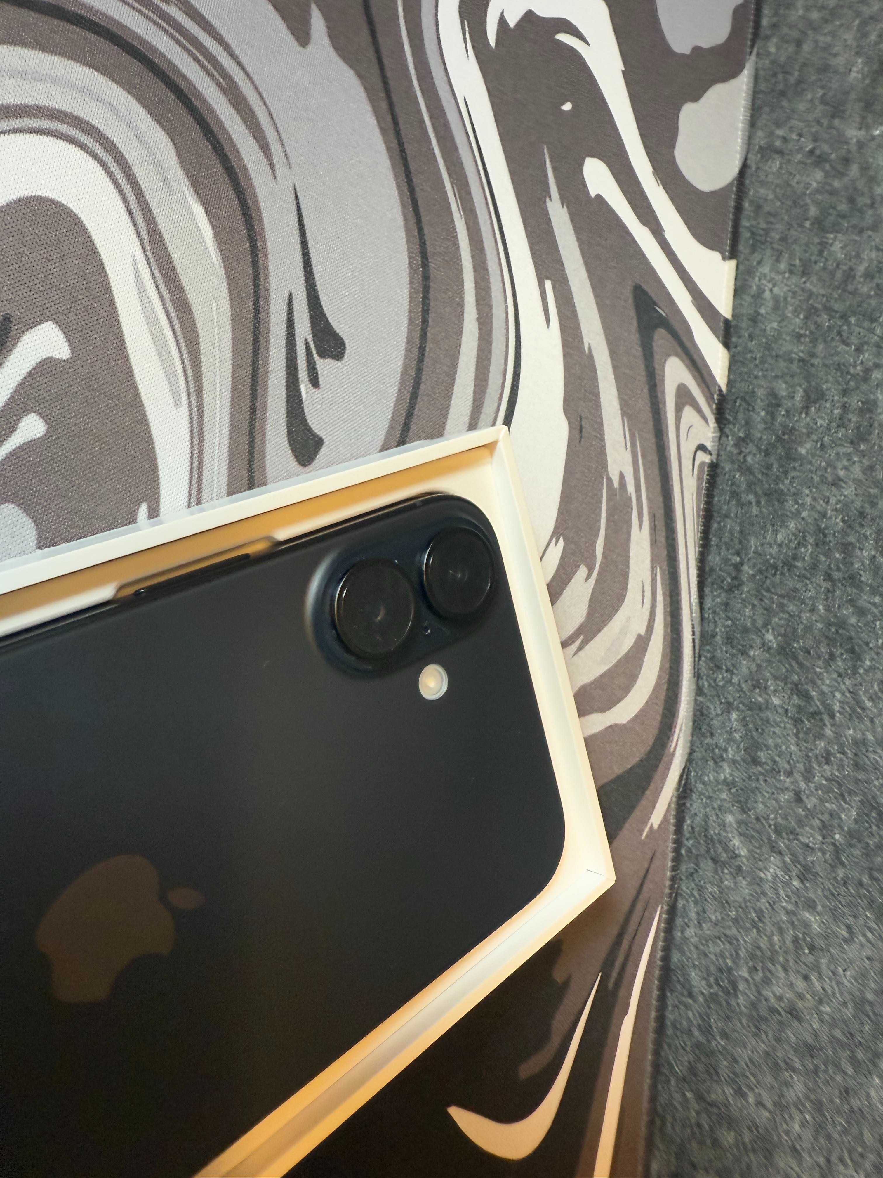 iPhone 16 plus 256gb *Novo*