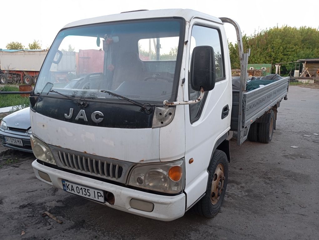 Продам Jac бортовий