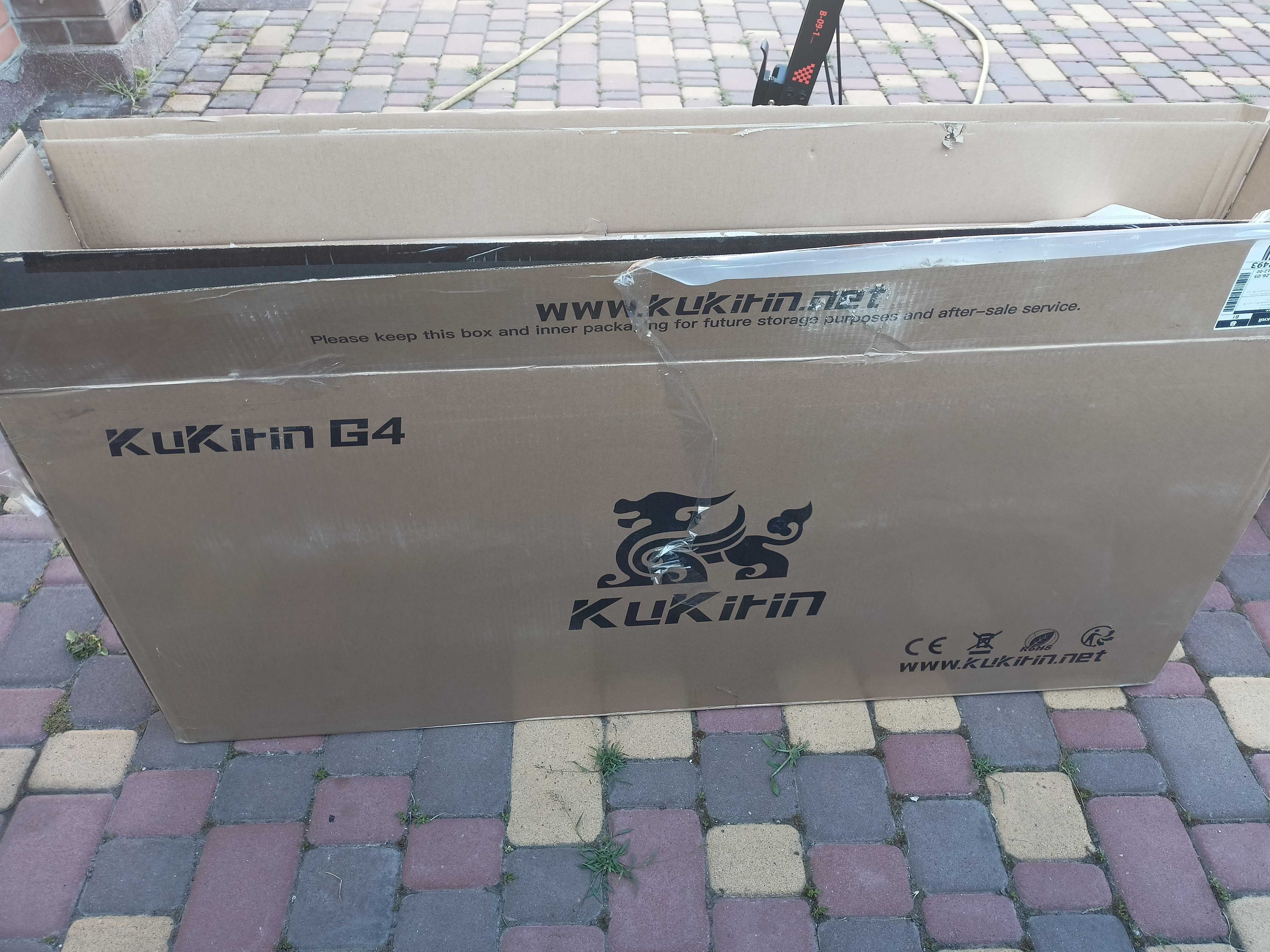 Продам электросамокат Kukurin g4