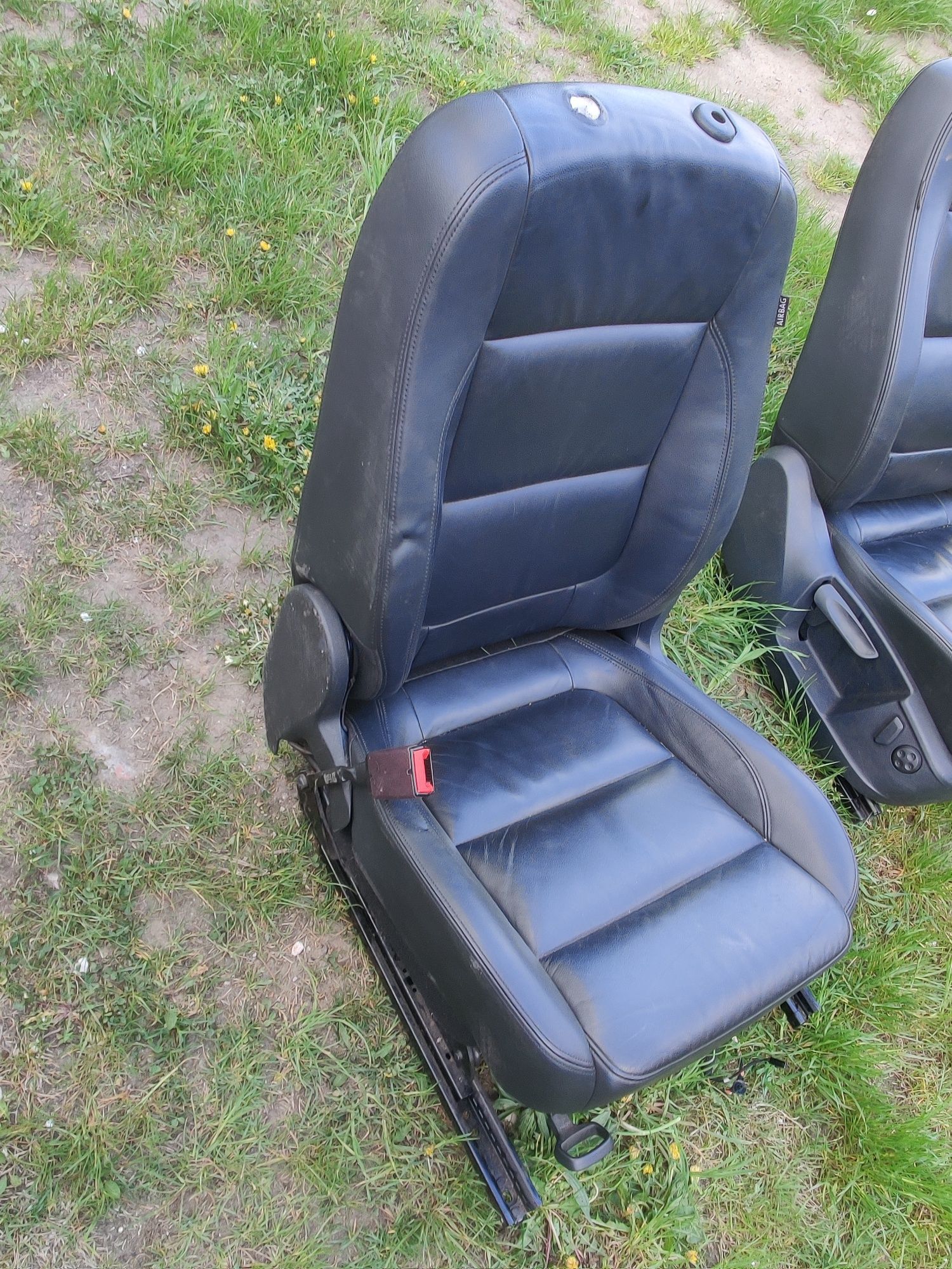 Fotele kpl skóra VW Sharan 7os