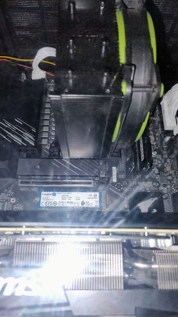 Продам свою ігрову збірку i7 10700f + B560M Aorus Elite + 2x16 GB DDR4