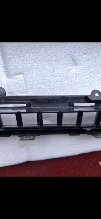 Рамка гриля Volvo C40 XC40 Recharge Вольво Решітка