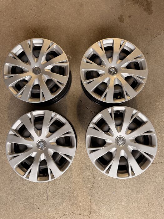 Jantes ferro 4x108 15 com tampões Peugeot