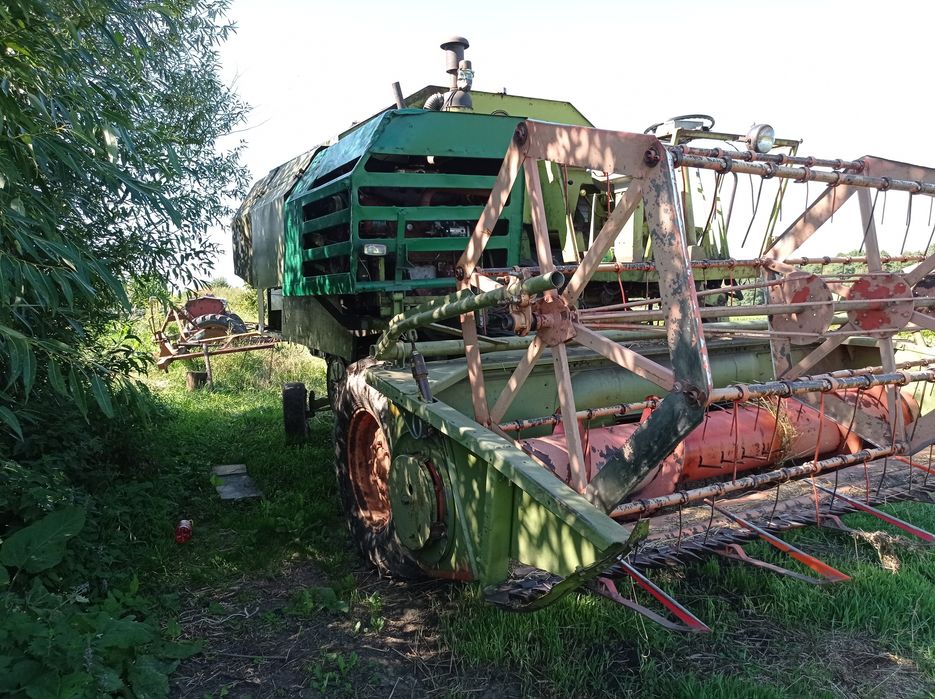 Комбайн Claas Consul