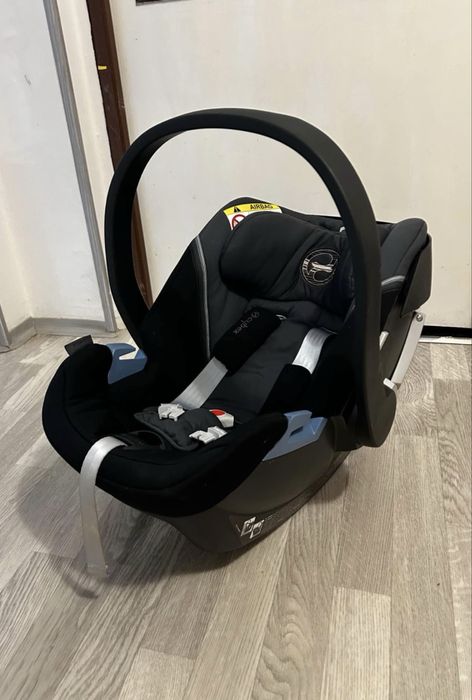 Автокрісло дитяче