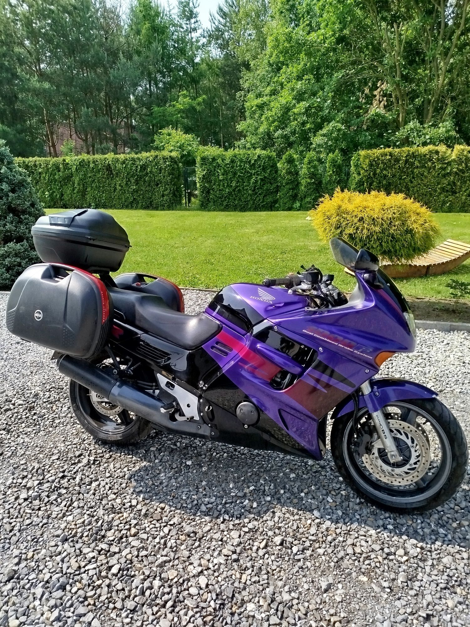 Sprzedam CBR 1000f dual SC24