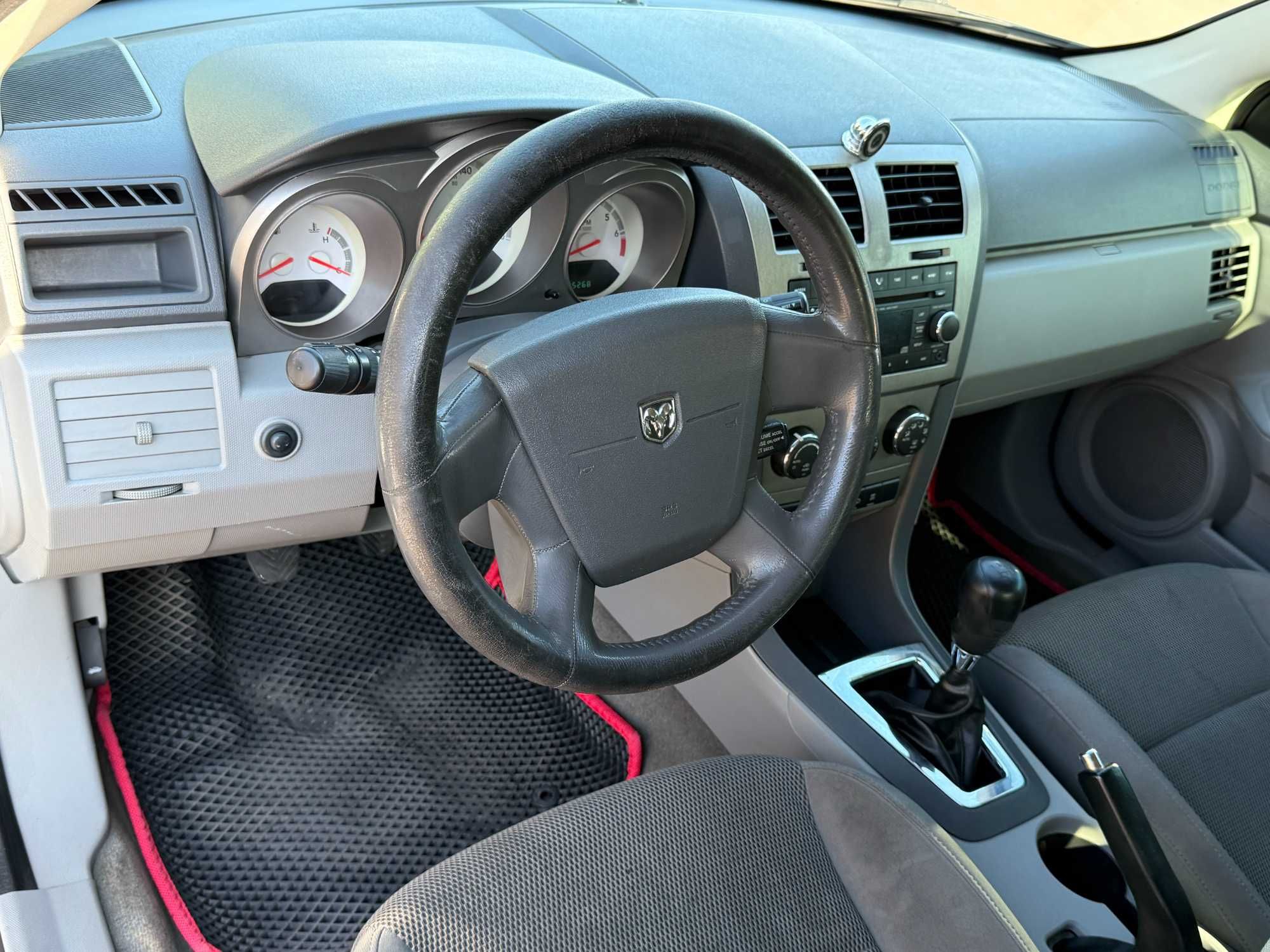 Dodge avenger 2008 2.0 Гарний стан